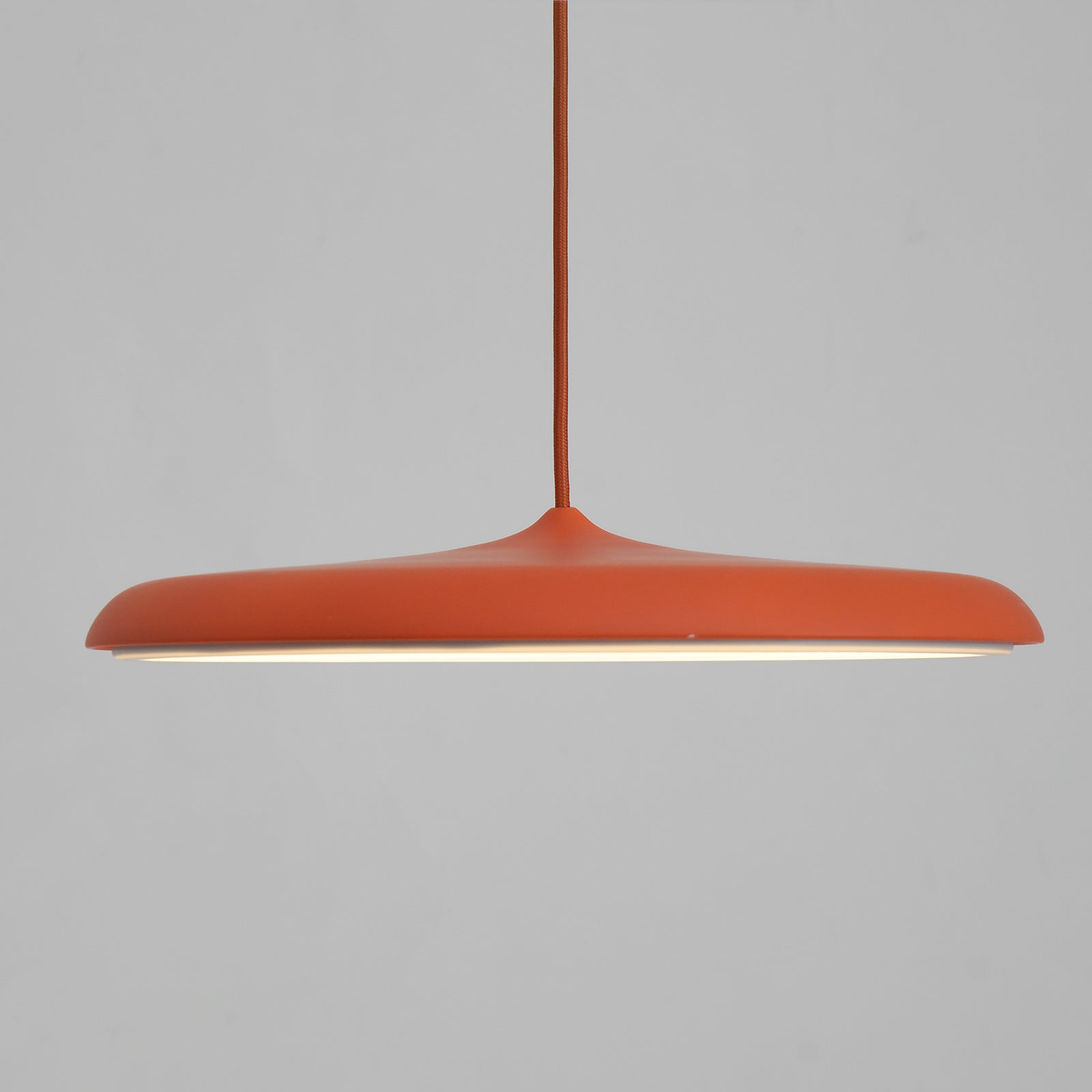 Minimalistyczna okrągła lampa wisząca LED