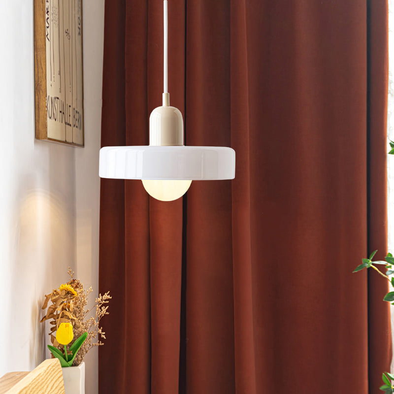 Nowoczesna lampa wisząca do domowej elegancji
