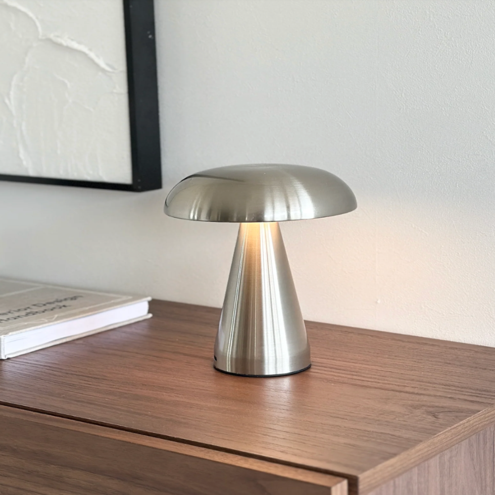 Elegancka LED lampa biurkowa w stylu vintage