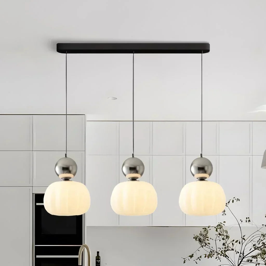 Elegancka Lampa Wisząca w Stylu Art Deco Kremowy Klosz Sufitowy