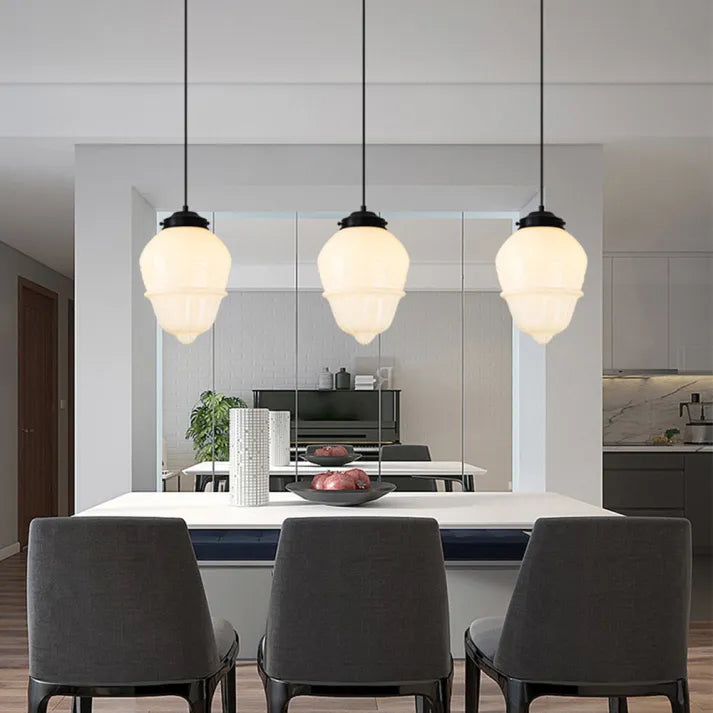 Geometryczna Lampa Wisząca ze Szkła Delikatne Oświetlenie do Wnętrz