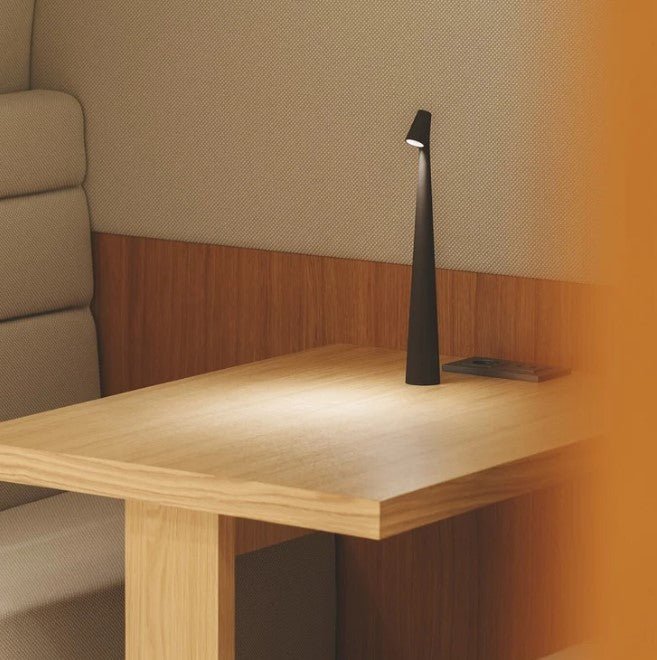 Ładowalna LED Lampa Stołowa Bezprzewodowe Ściemniane Światło do Wnętrz i na Zewnątrz
