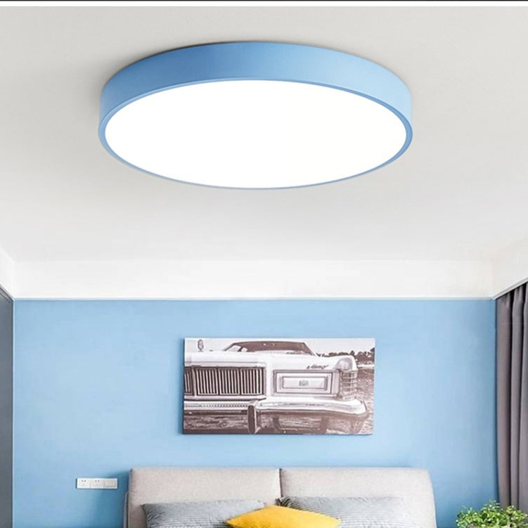 Nowoczesna drewniana lampa sufitowa LED typu plafon