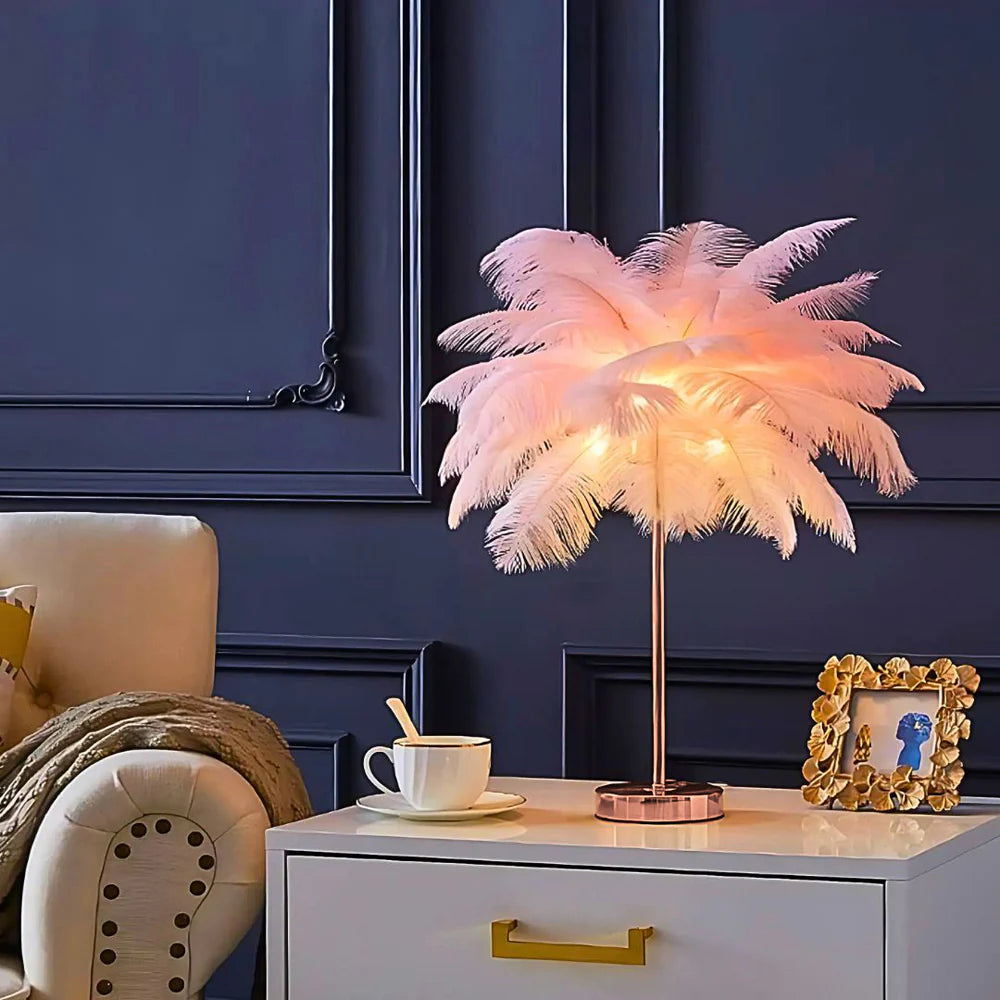 Elegancka lampka choinkowa w stylu piórkowym do dekoracji wnętrz