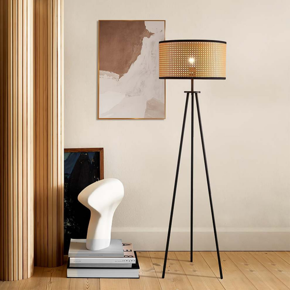Lampada da terra artistica in stile boho con struttura curva