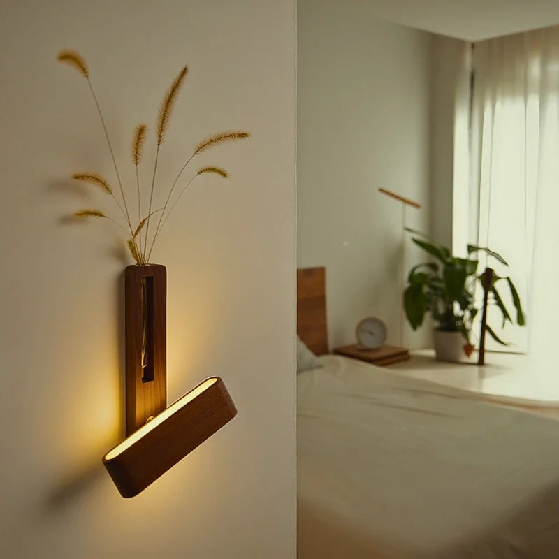 Multifunktionale Wandleuchte in Form einer Vase – einfach anzukleben
