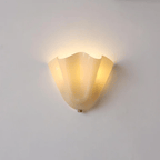 Zeitgenössische LED-Wandleuchte mit Blütenblatt-Design