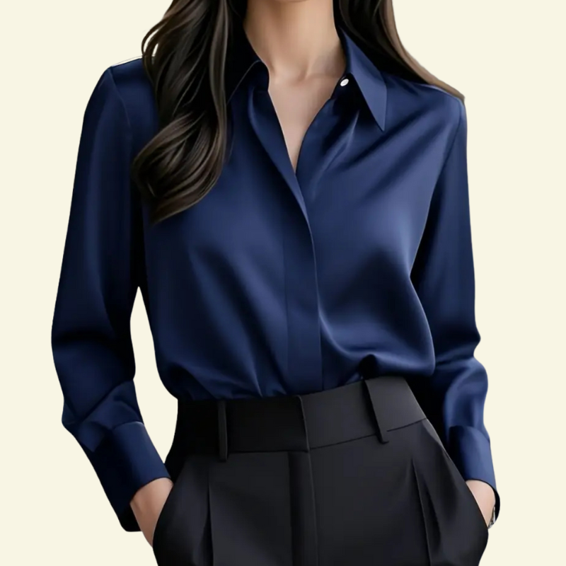 Chemise pour femme à col classique et au design épuré