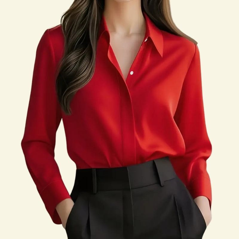 Women's Shirt with Classic Collar and Clean Design