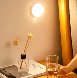 Lampe LED ronde avec détecteur de mouvement automatique et économe en énergie