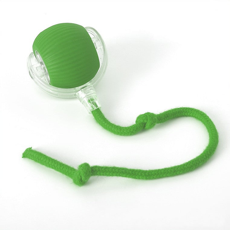 Cleverer rollender Ball mit Schwanz für Katzen