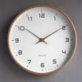 Horloge scandinave en bois – décoration élégante pour votre intérieur