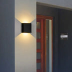 Illuminazione esterna LED con sensore di movimento intelligente