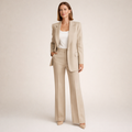 Modernes Damen-Set mit Blazer und ausgestellter Hose