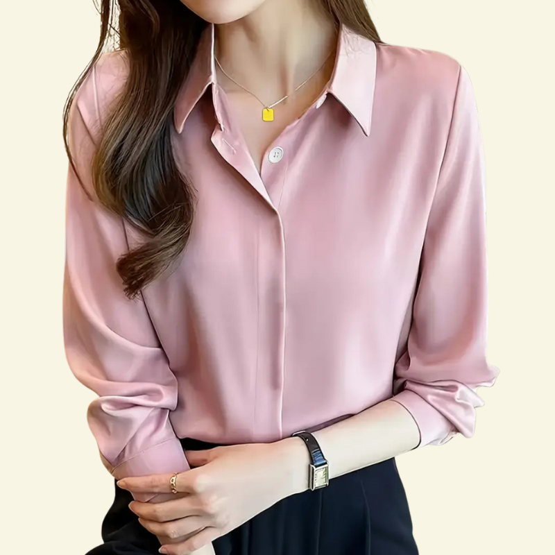 Women's Shirt with Classic Collar and Clean Design