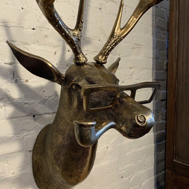 Decorazione da parete vintage testa di cervo corna rustiche e testurizzate