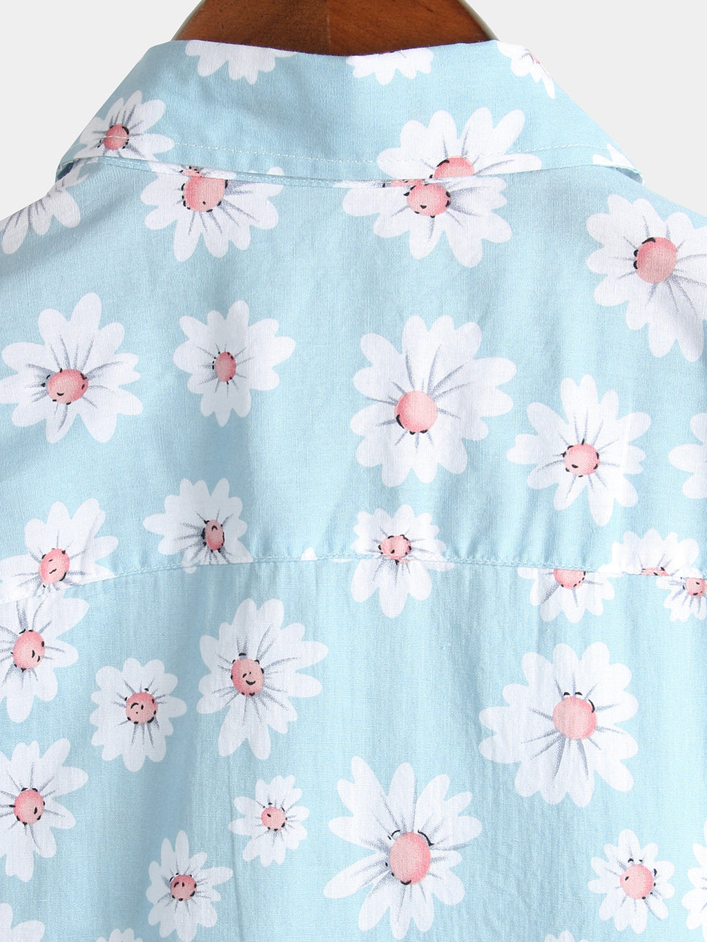 Herrenblaues Urlaubshemd mit Blumenmuster und Knopfleiste