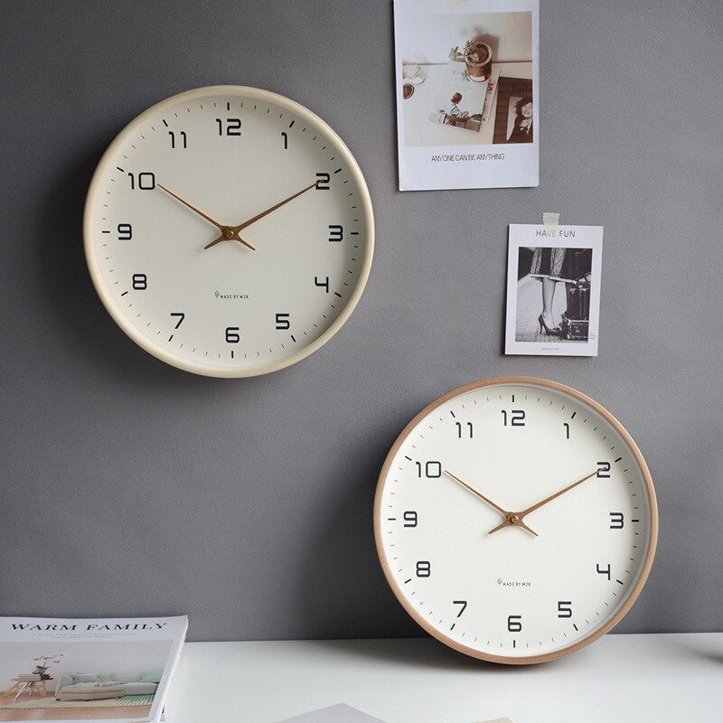 Elegancki drewniany zegar ścienny – skandynawski minimalistyczny design