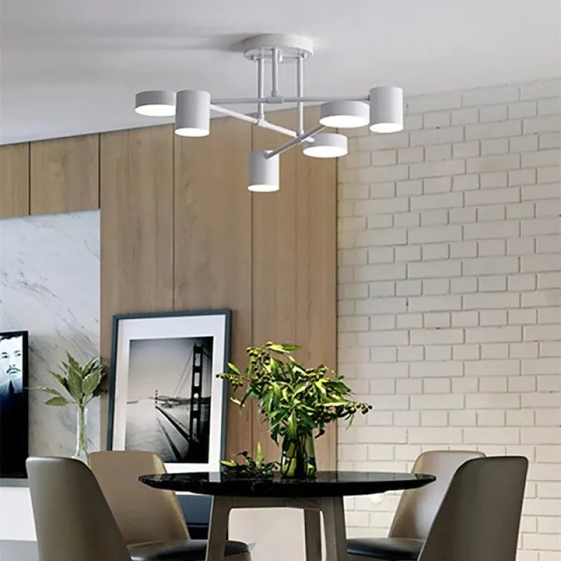 Elegante illuminazione da soffitto a sei teste con modalità colore regolabili