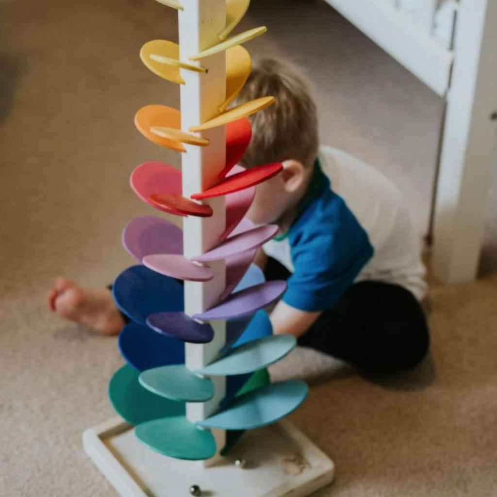 Bildungsturm der Klänge und Farben – sensorisches Spielzeug für Kleinkinder