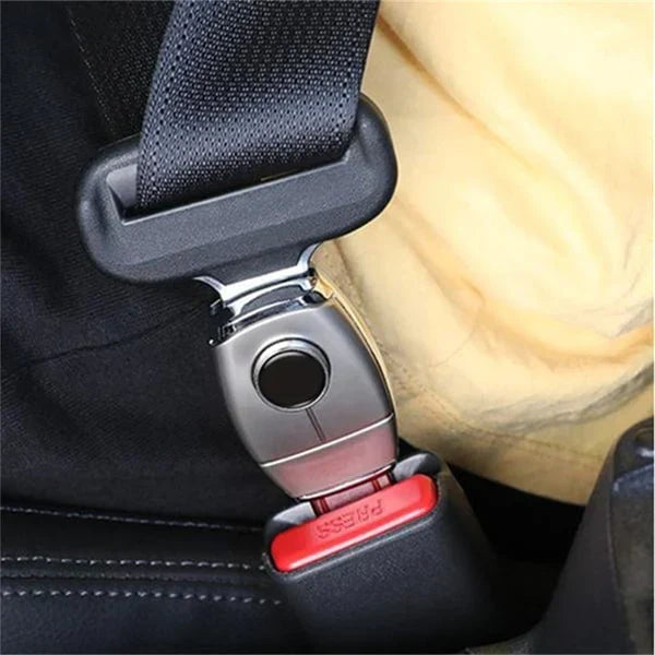 Prolunga universale resistente in metallo per cinture di sicurezza auto