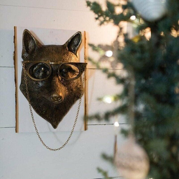 Decorazione da parete vintage testa di cervo corna rustiche e testurizzate