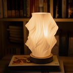 Stilvolle LED-Tischlampe Wave Creast für moderne Innenräume
