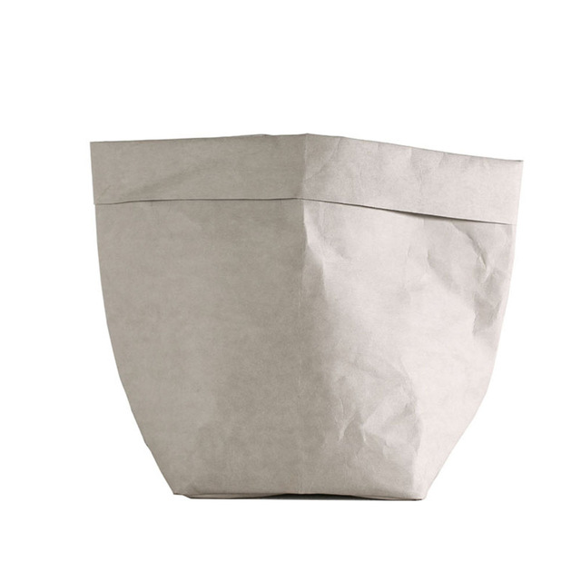 Vaso minimalista per interni moderni