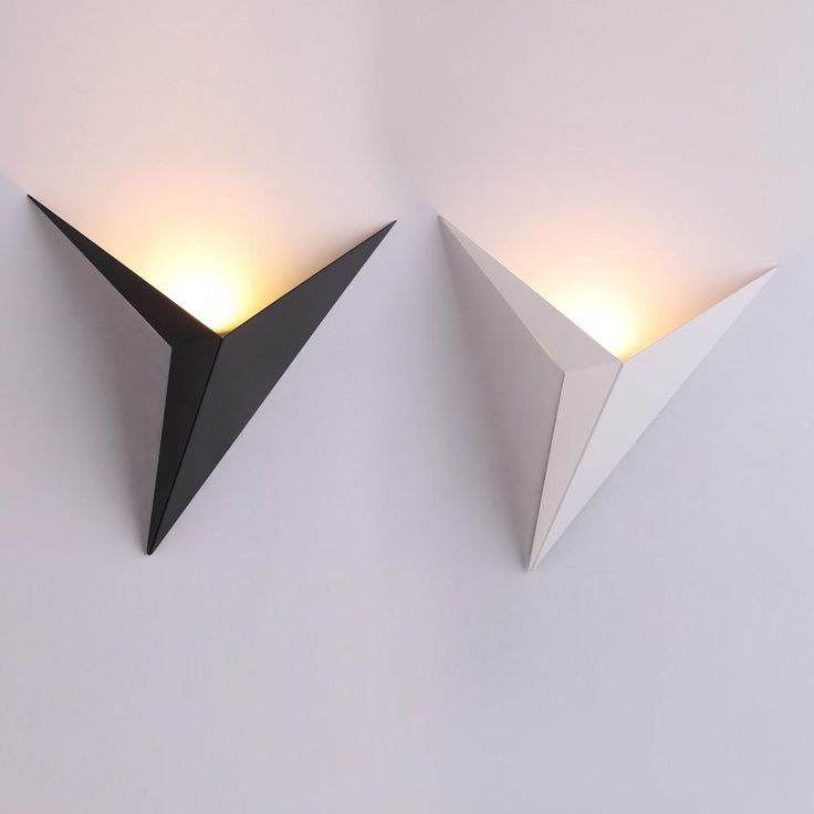 Artistic Slim Trigon Wall Lamp