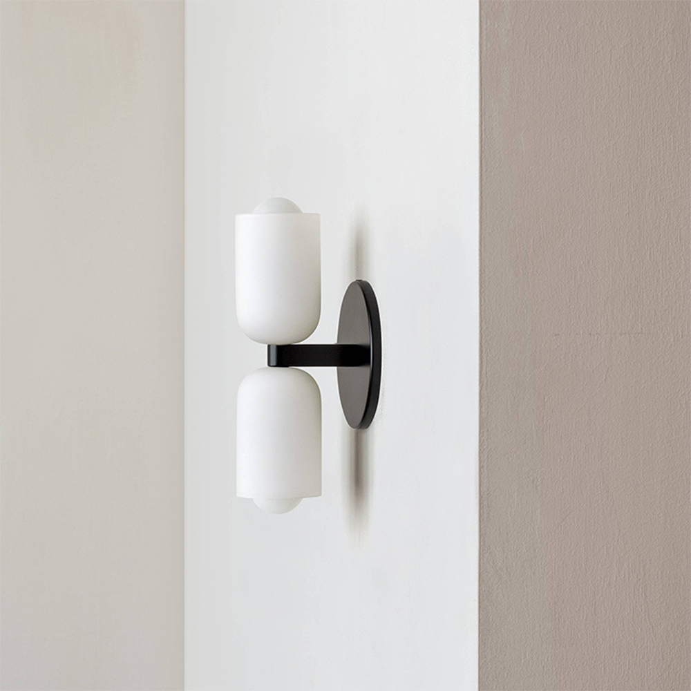 Elegancka lampa ścienna Nowoczesne światło góra i dół
