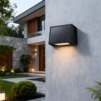 Solarbetriebene LED-Außenleuchte