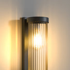 Elegancka lampa ścienna zasilana energią słoneczną do ogrodu i patio