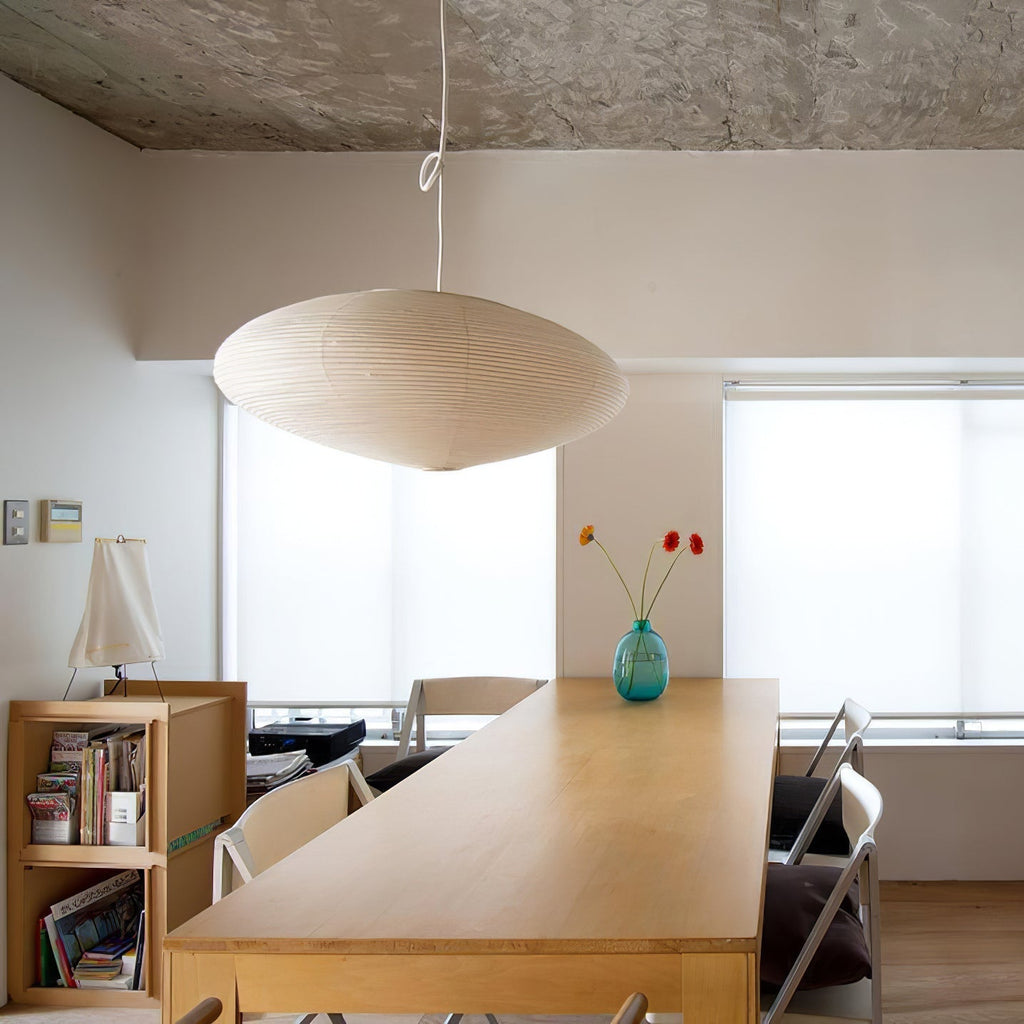 Lampe suspendue blanche design Japandi élégante pour salon et salle à manger