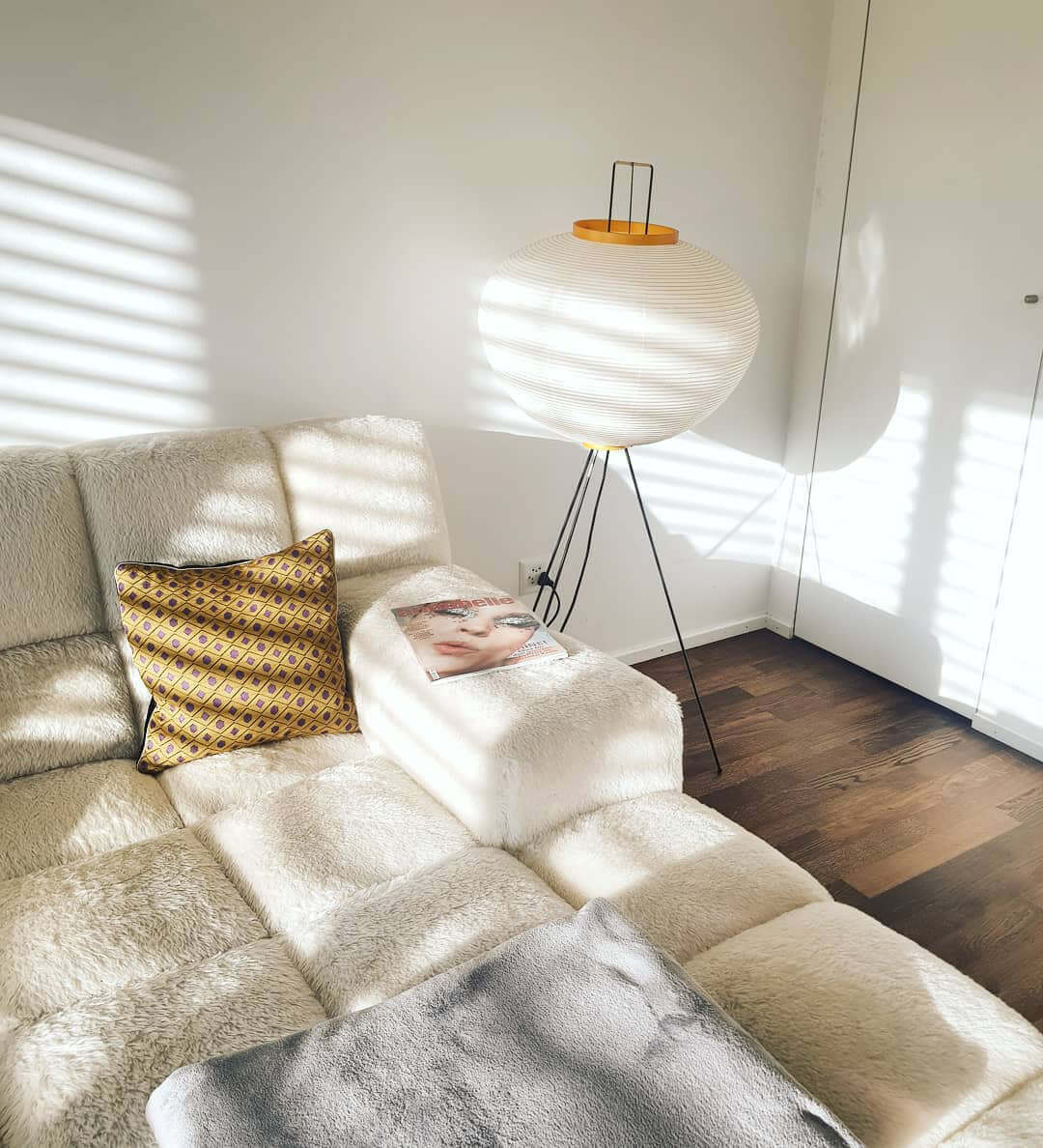 Lampa podłogowa w stylu japońskim Nastrojowe miękkie oświetlenie