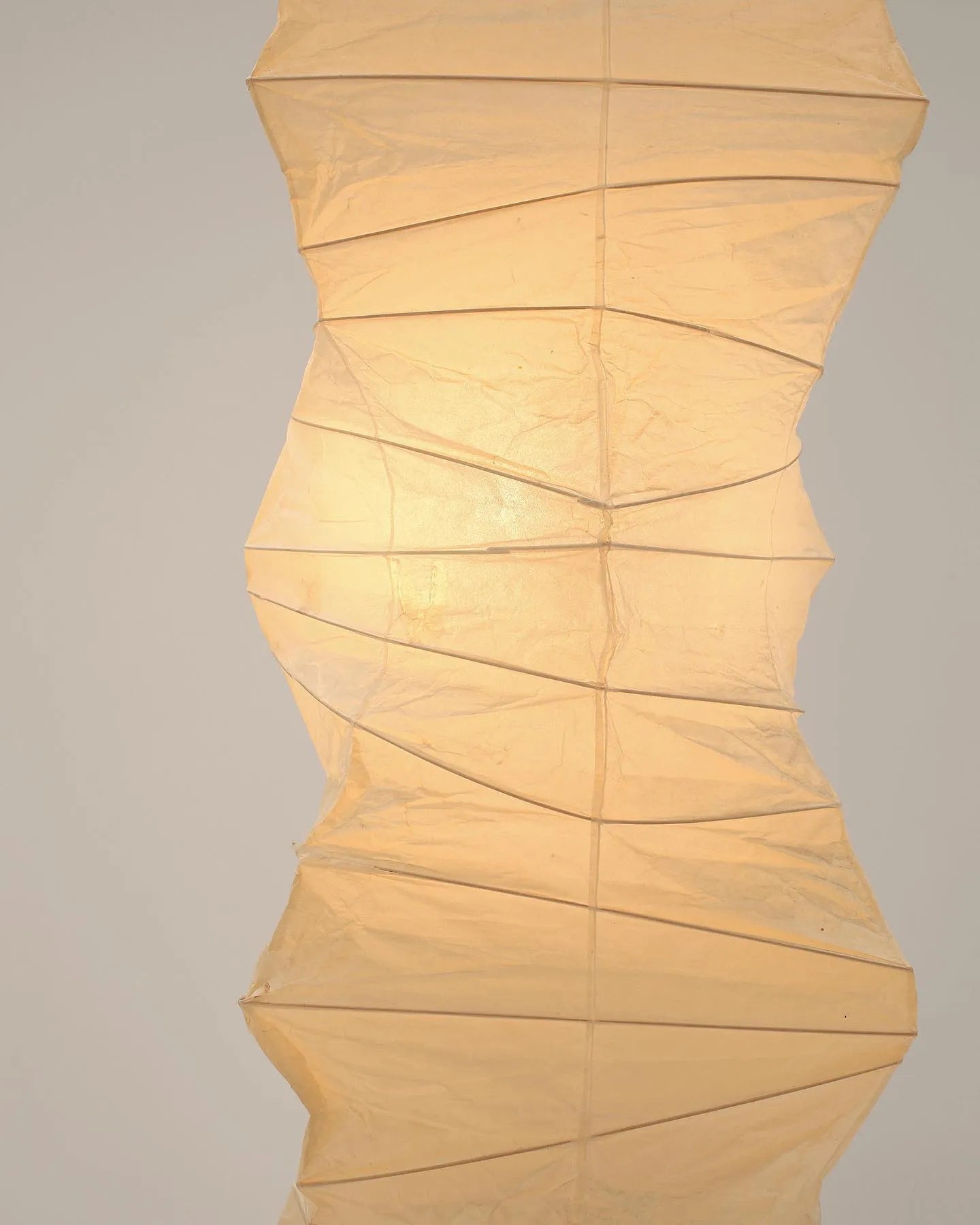 Lampa podłogowa w stylu japońskim Nastrojowe miękkie oświetlenie