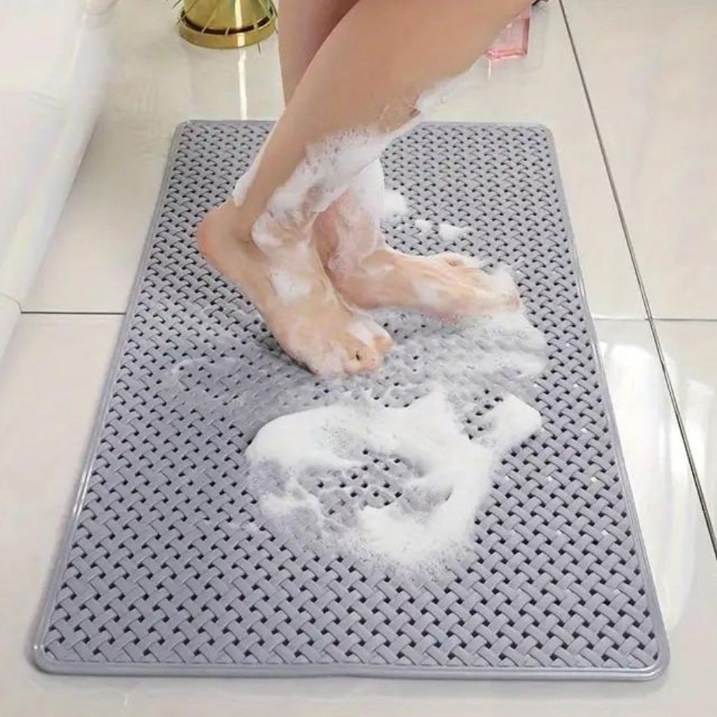 Durable non-slip bathtub mat with strong grip – mold-resistant and easy-care bathtub mat
