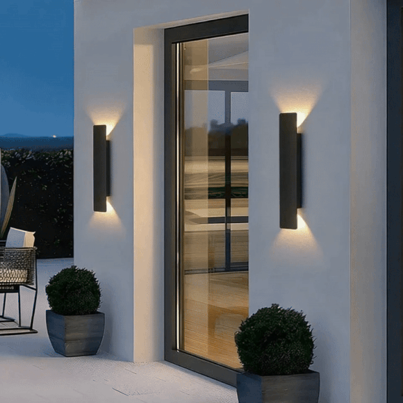 Lampada da parete LED esterna resistente, efficiente e impermeabile