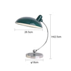 Moderna lampada da tavolo in stile Bauhaus
