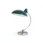 Moderna lampada da tavolo in stile Bauhaus