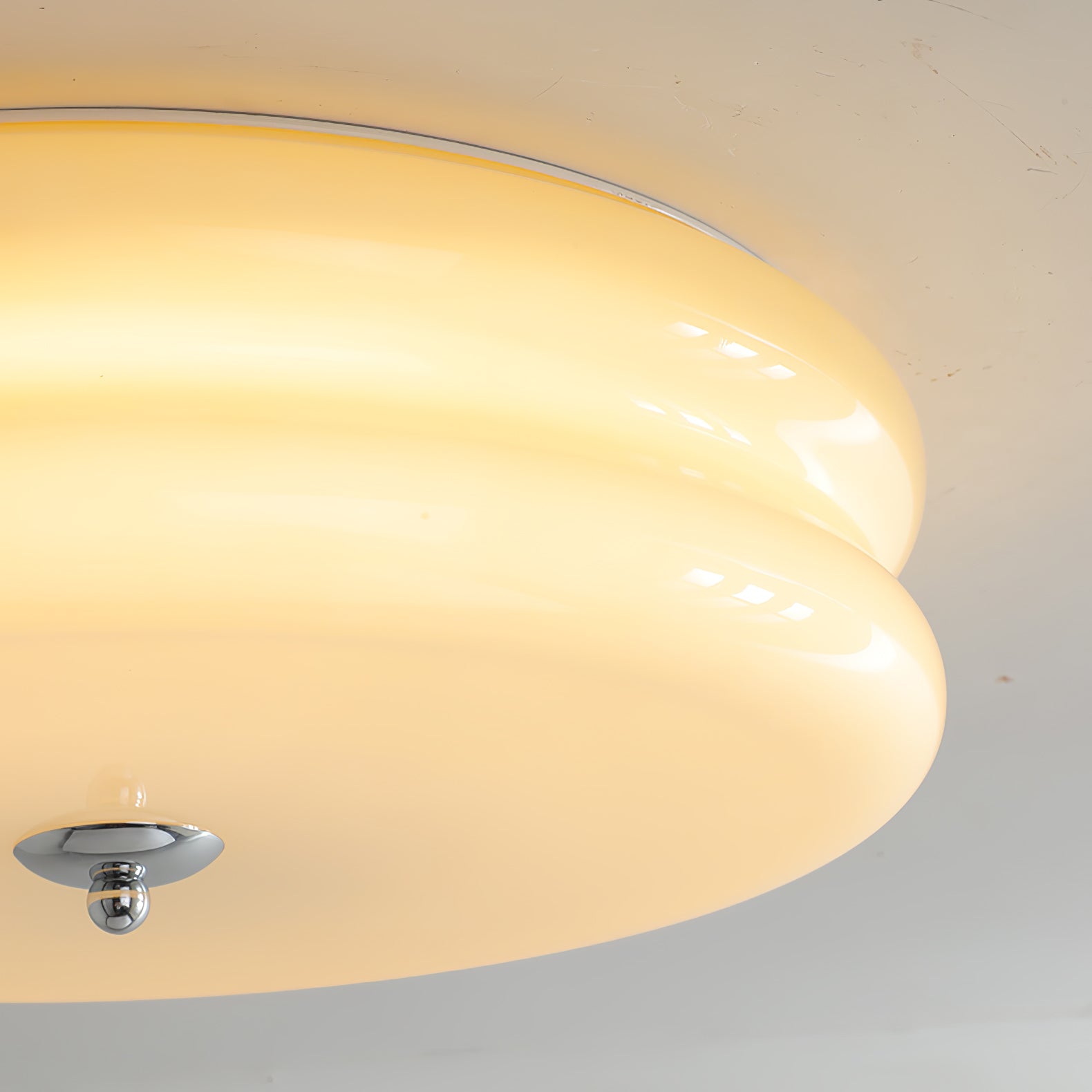 Sufitowa Lampa Art Deco z Ryflowanym Szkłem Styl Vintage