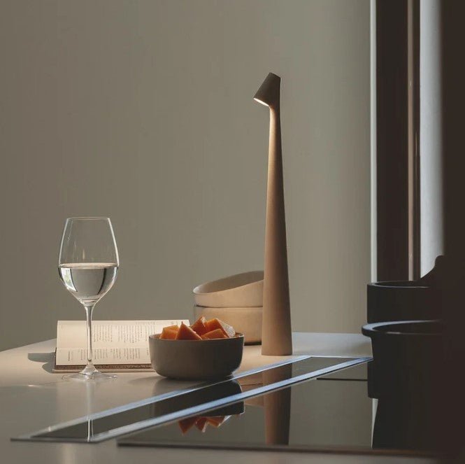 LED table lamp with battery, dimmable, wireless