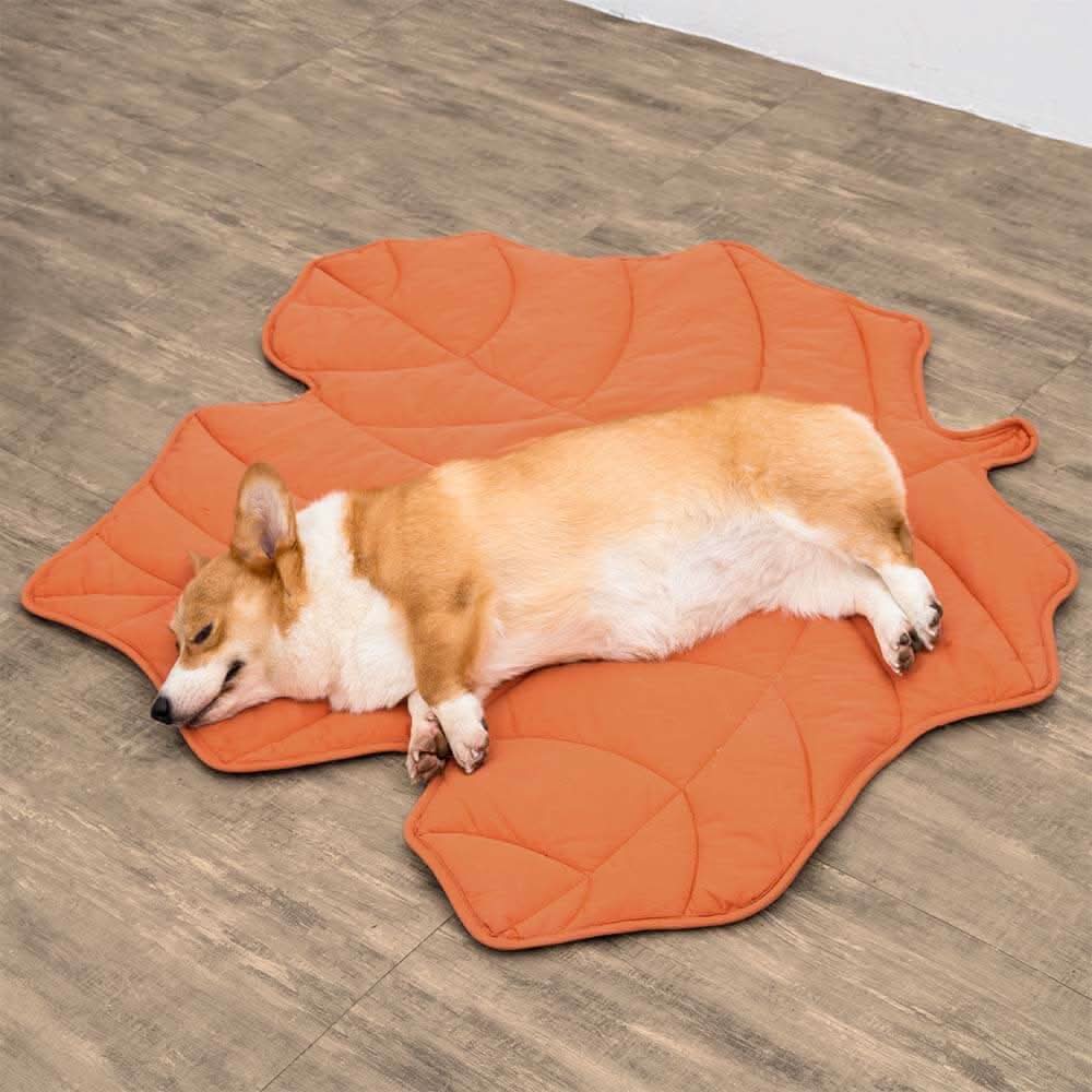 Tappetino per cuccia per cane con motivo di grandi foglie