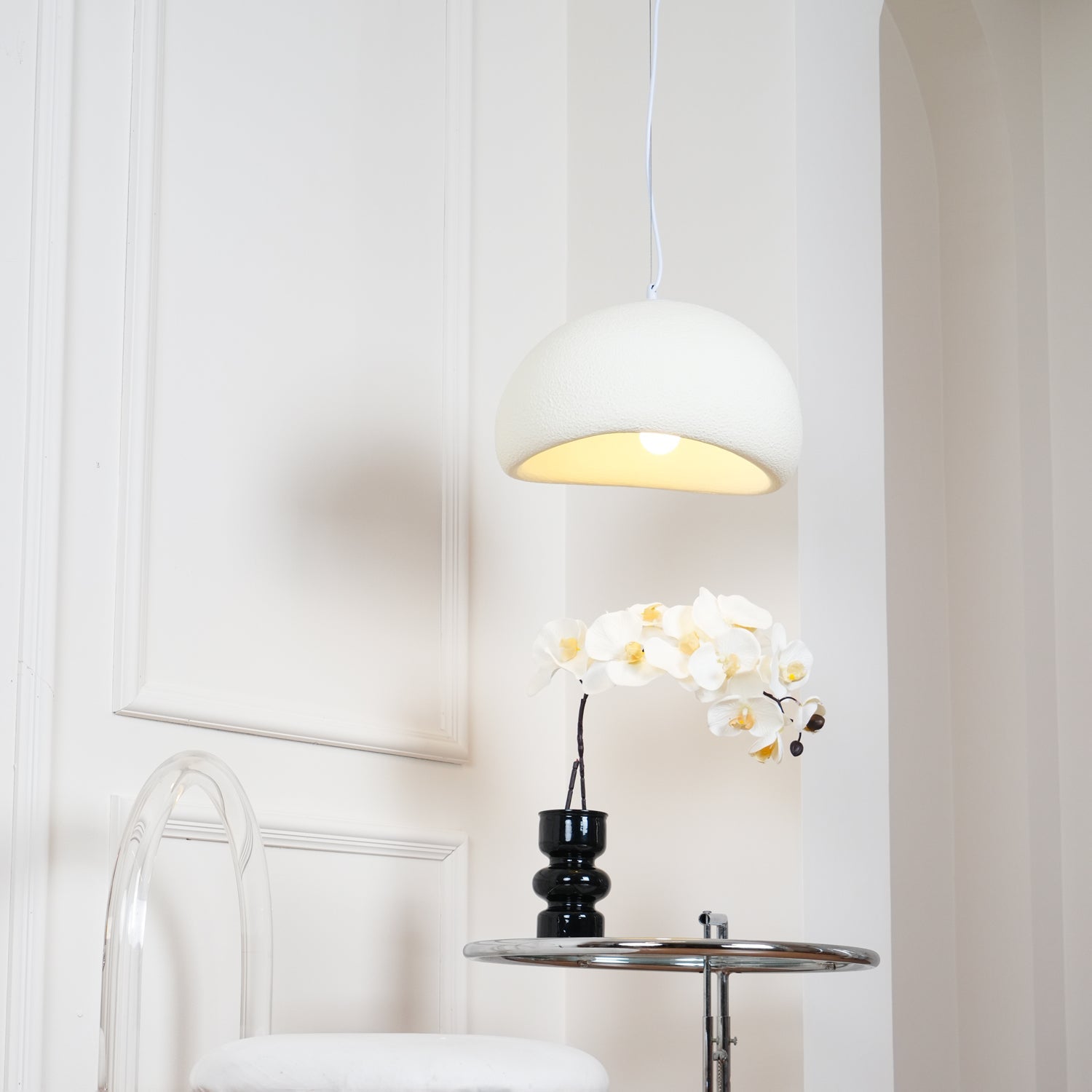 Cloud-shaped pendant lamp
