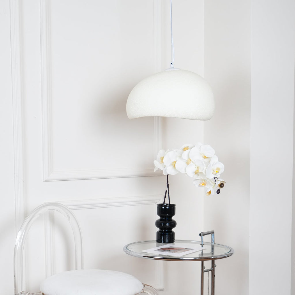 Cloud-shaped pendant lamp