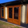 Lampada da parete moderna nera per esterni a LED