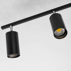 Deckenleuchte mit mehreren Köpfen und verstellbaren LED-Strahlern