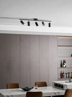 Deckenleuchte mit mehreren Köpfen und verstellbaren LED-Strahlern