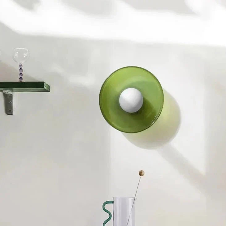 Minimalistische skandinavische LED-Deckenleuchte aus Glas