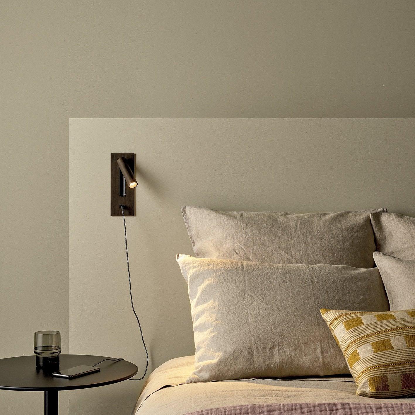 Lampada da lettura da parete con illuminazione notturna LED integrata