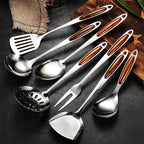 Niezbędne kompletne przybory kuchenne